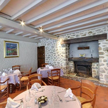 Fasthotel Oloron Hostellerie Du Paon Blanc Lurbe-Saint-Christau Экстерьер фото