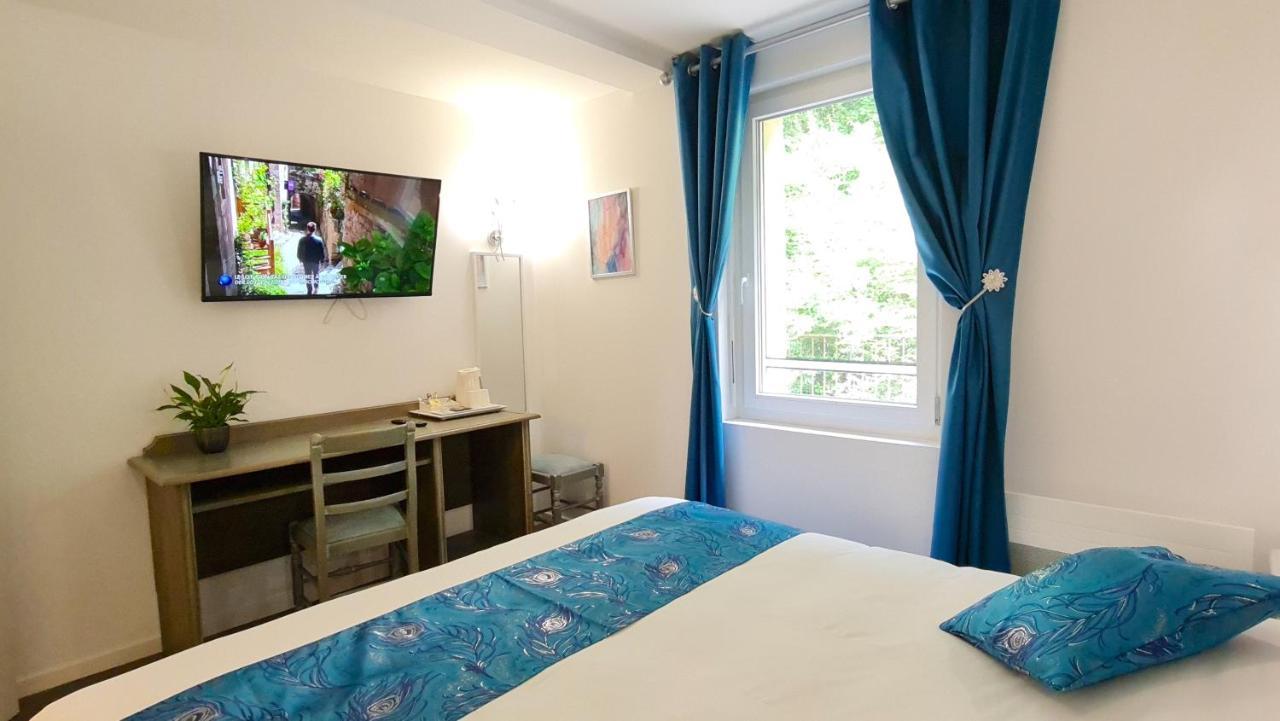 Fasthotel Oloron Hostellerie Du Paon Blanc Lurbe-Saint-Christau Экстерьер фото